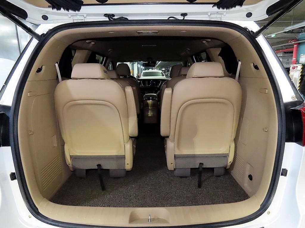 KIA Carnival 2016 Blanco - Importación desde Corea - HF Imports Iquique - Foto 17