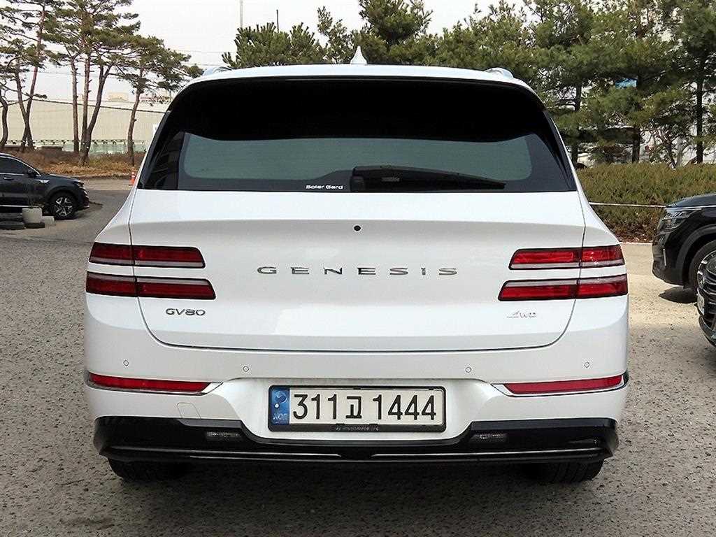 Genesis GV80 - Vista 4