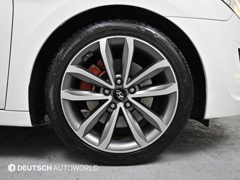 HYUNDAI i40 - Vista 5