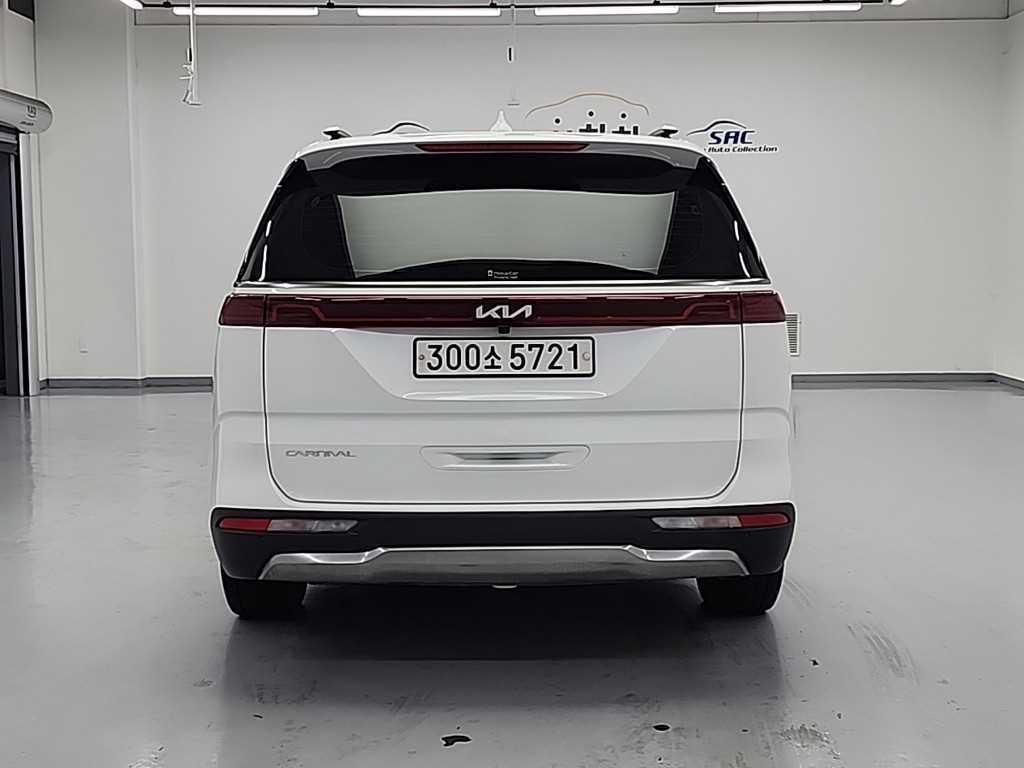 KIA Carnival - Vista 3