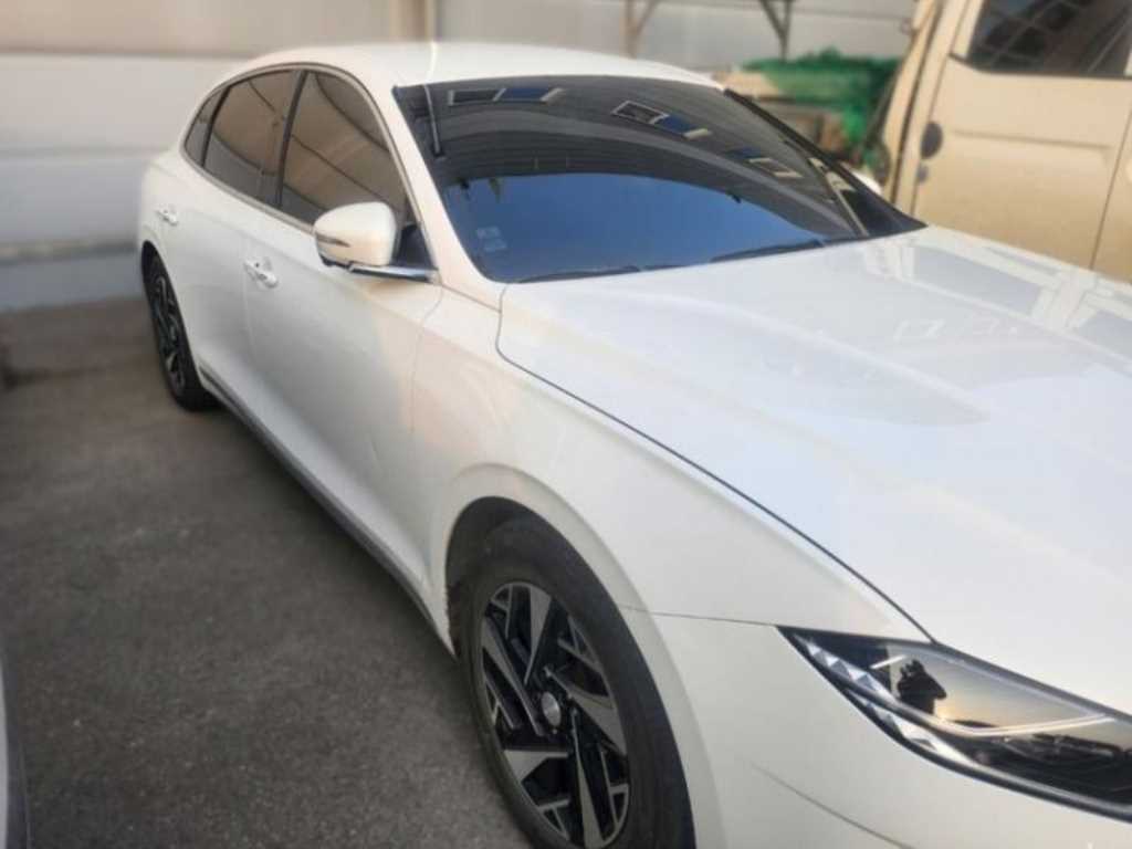 HYUNDAI Grandeur - Vista 2