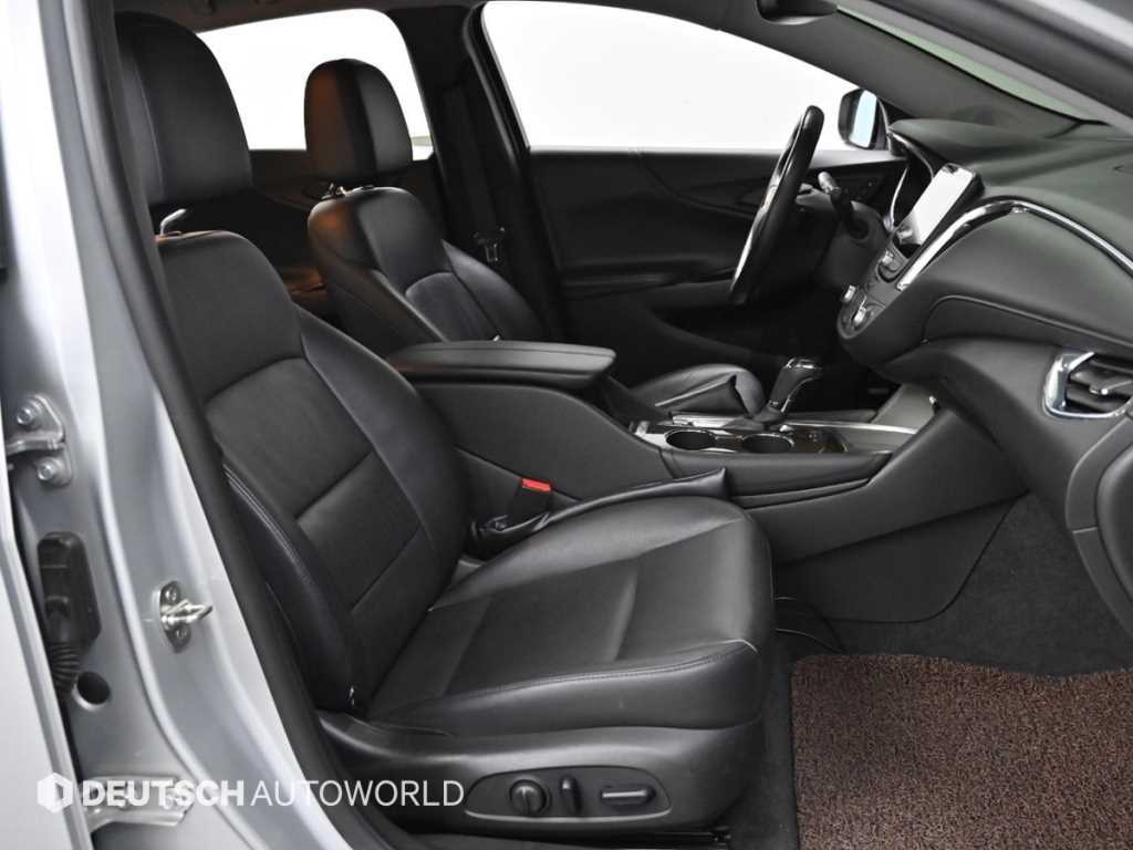 Chevrolet Malibu - Vista 10