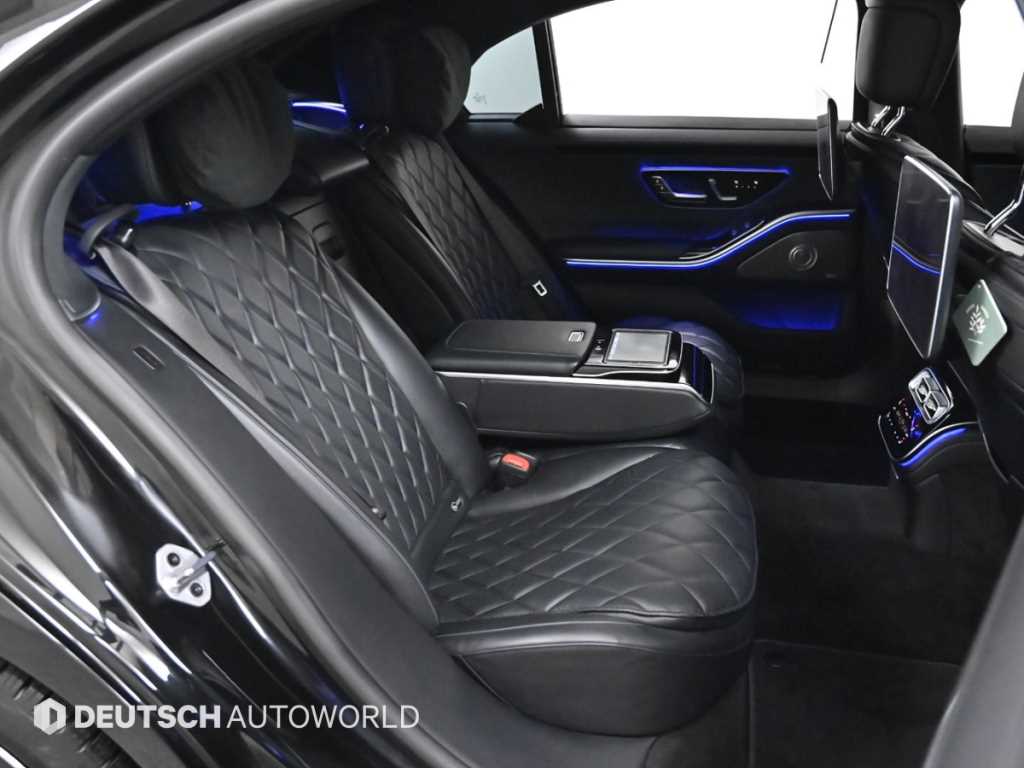 Mercedes Benz S Class - Vista 12