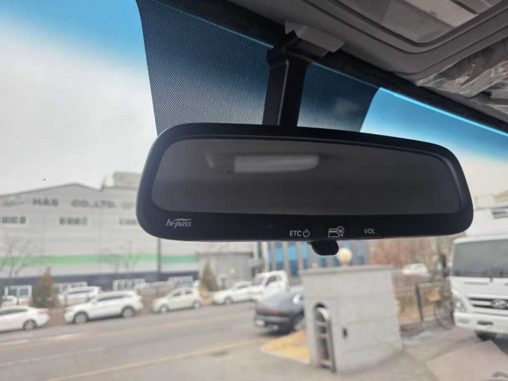 medium and large cargo truck 2024 Blanco - Importación desde Corea - HF Imports Iquique - Foto 15