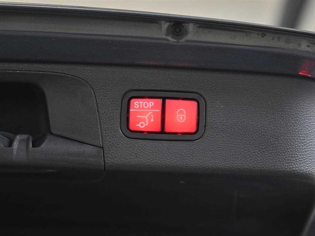 Mercedes Benz GLC Class 2022 Gris - Importación desde Corea - HF Imports Iquique - Foto 19