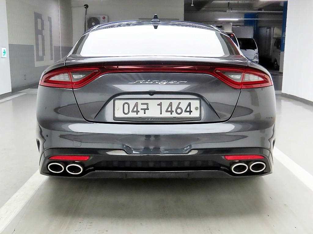 KIA Stinger - Vista 3