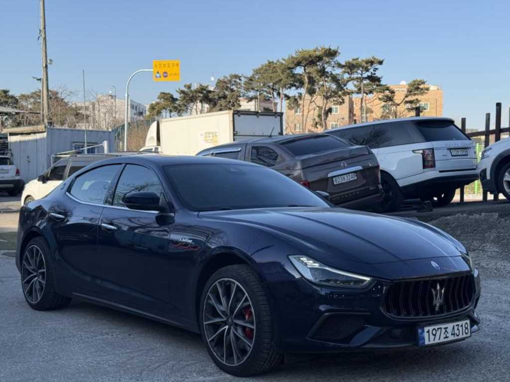 Maserati Ghibli - Vista 2