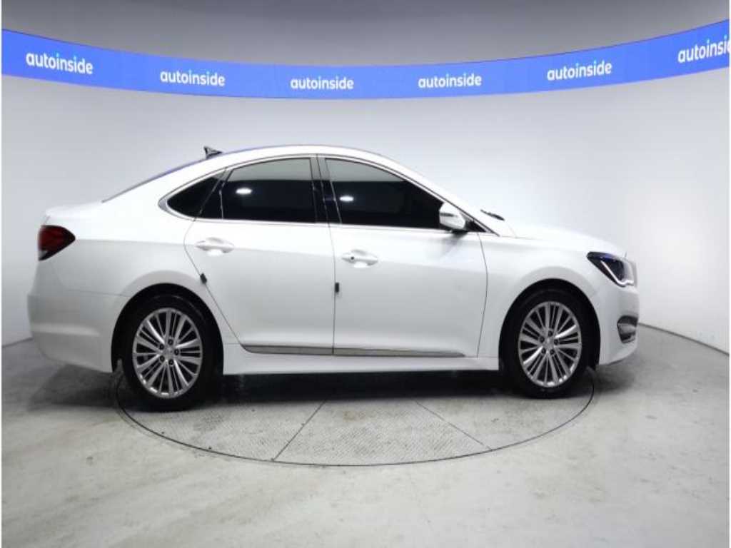 HYUNDAI Aslan - Vista 4