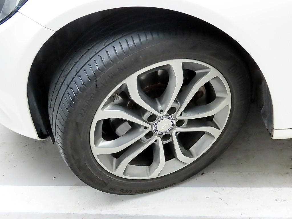 Mercedes Benz C Class 2015 Blanco - Importación desde Corea - HF Imports Iquique - Foto 19