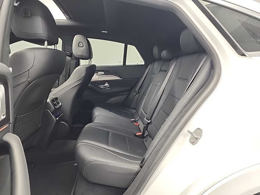 Mercedes Benz GLE Class - Vista 12