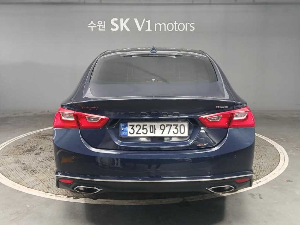 Chevrolet Malibu - Vista 5