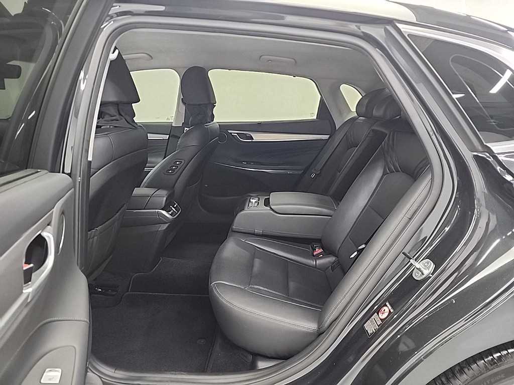 HYUNDAI Grandeur - Vista 12