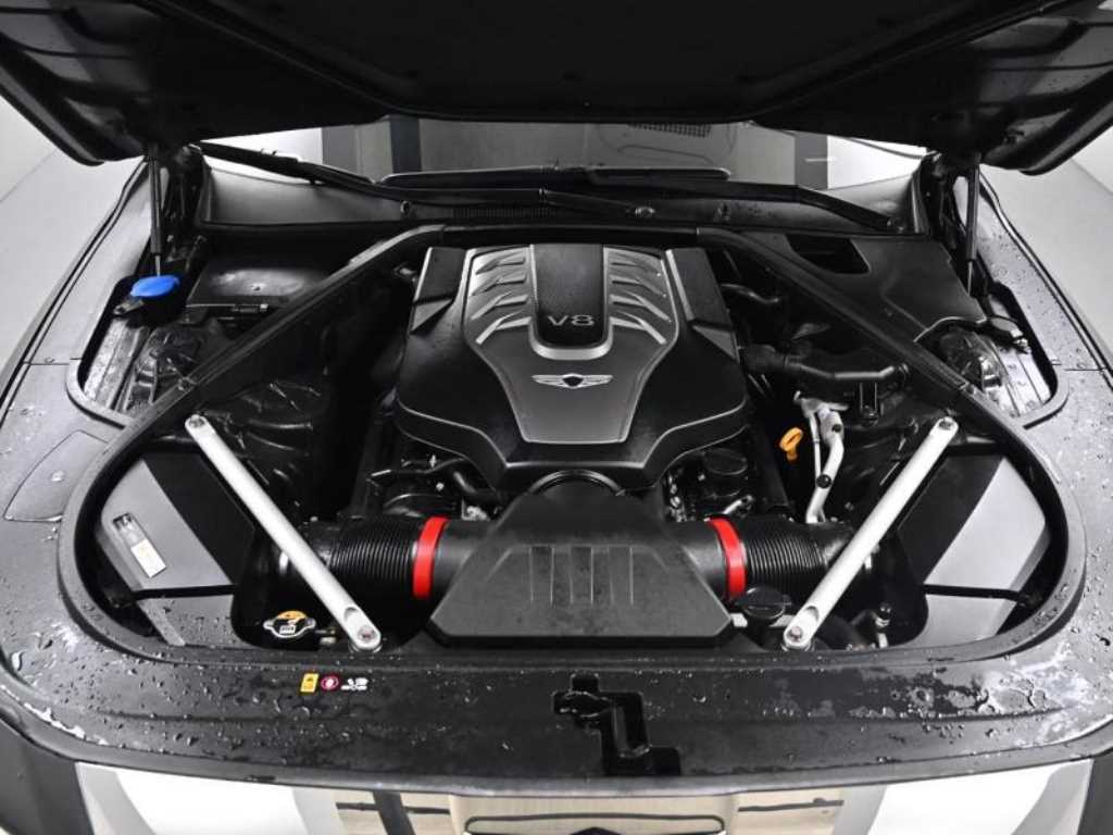 Genesis G90 - Vista 6