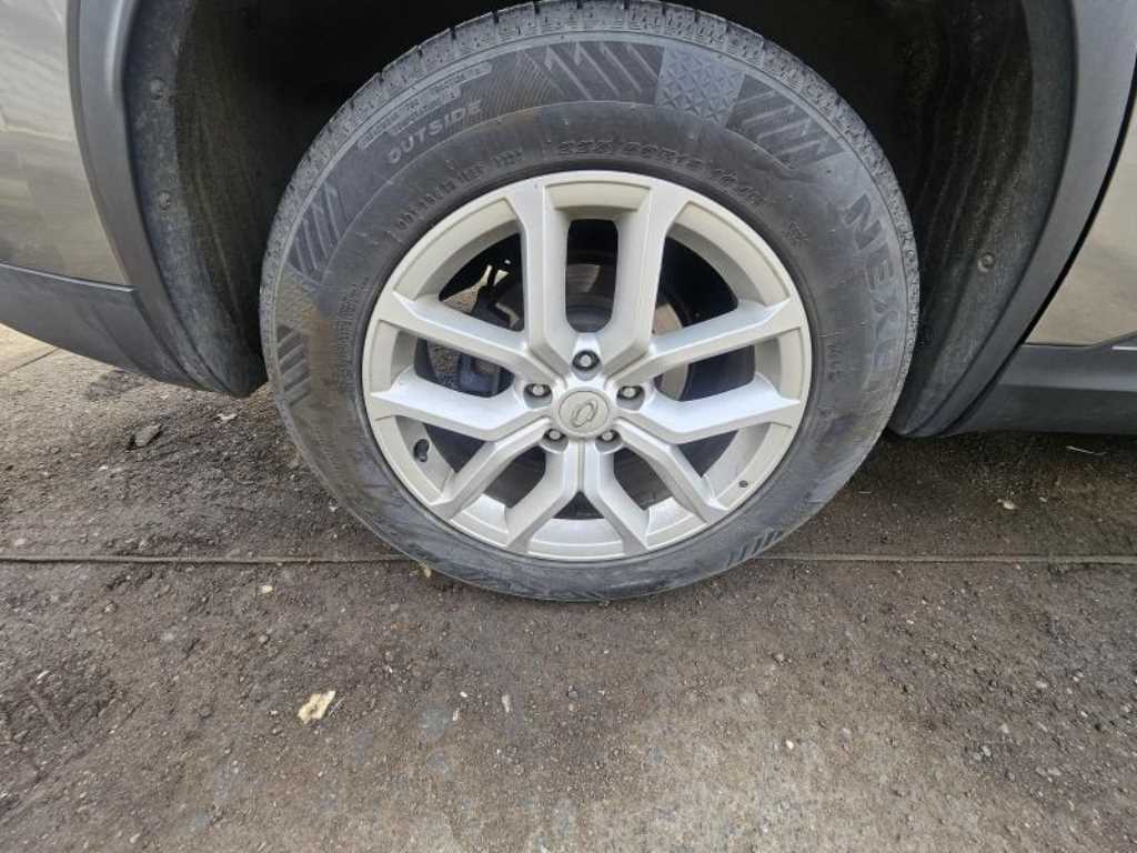 SAMSUNG QM6 - Vista 5