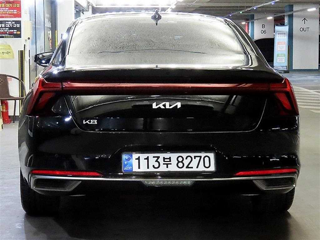 KIA K8 - Vista 5