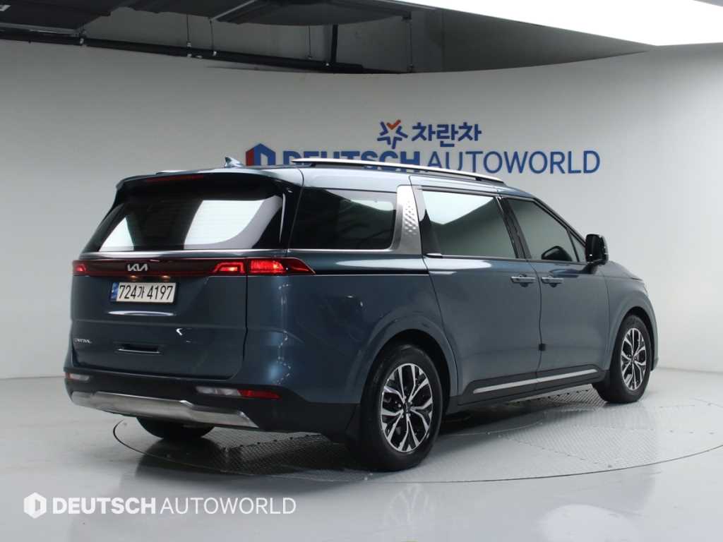 KIA Carnival - Vista 2