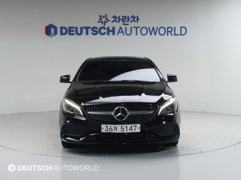 Mercedes Benz CLA Class - Vista 3