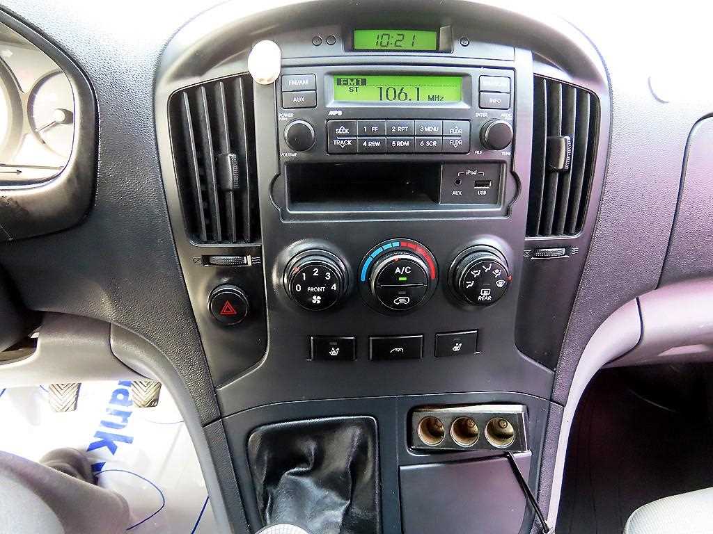 HYUNDAI Starex 2011 Plateado - Importación desde Corea - HF Imports Iquique - Foto 13