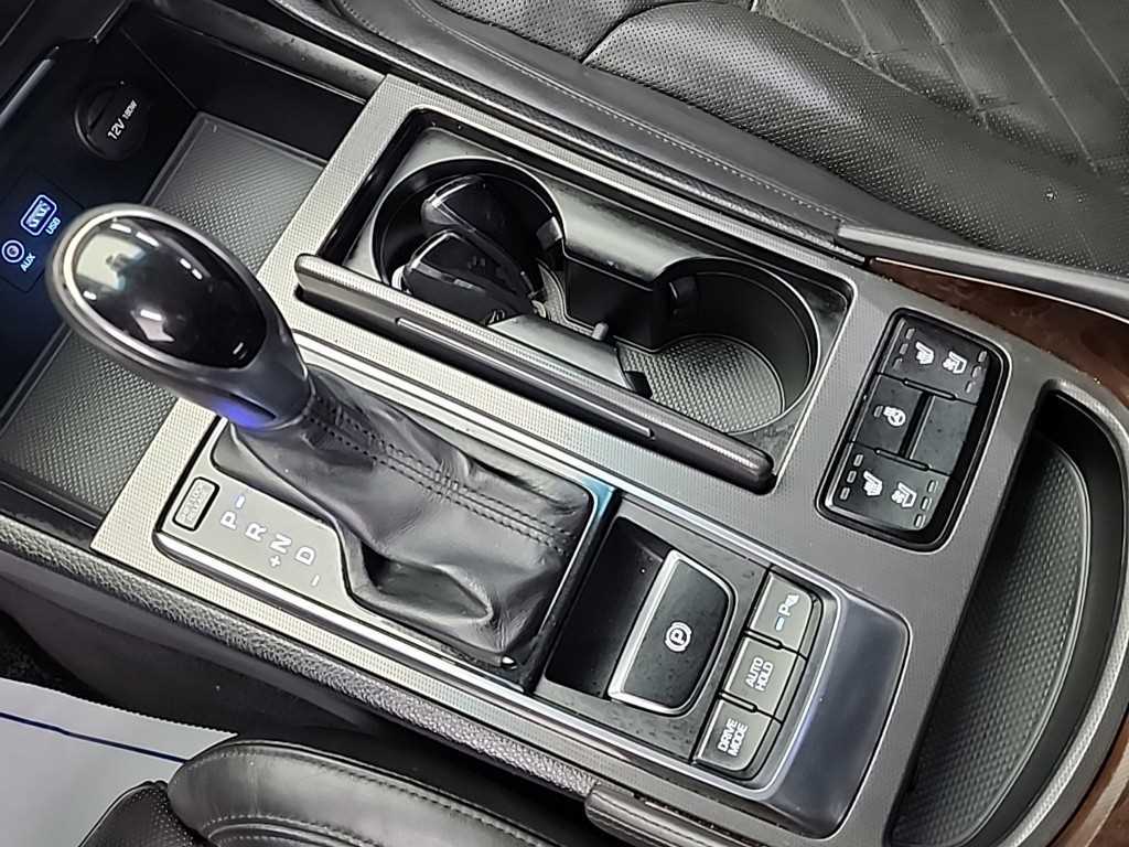 HYUNDAI Aslan - Vista 8