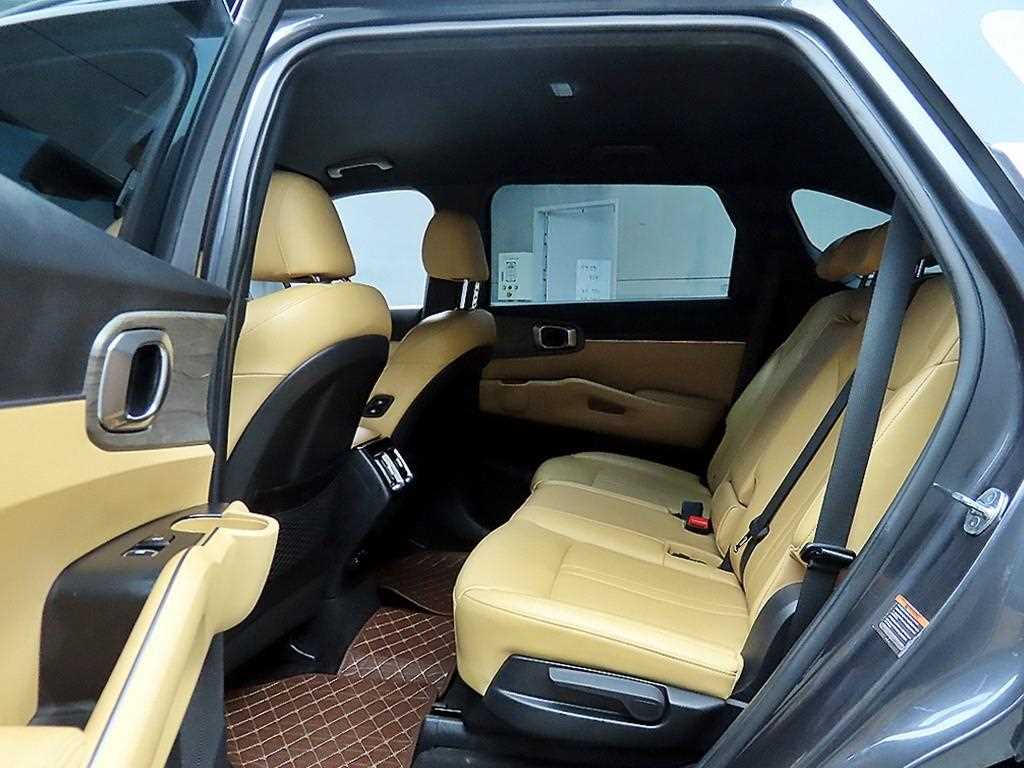 KIA Sorento - Vista 7