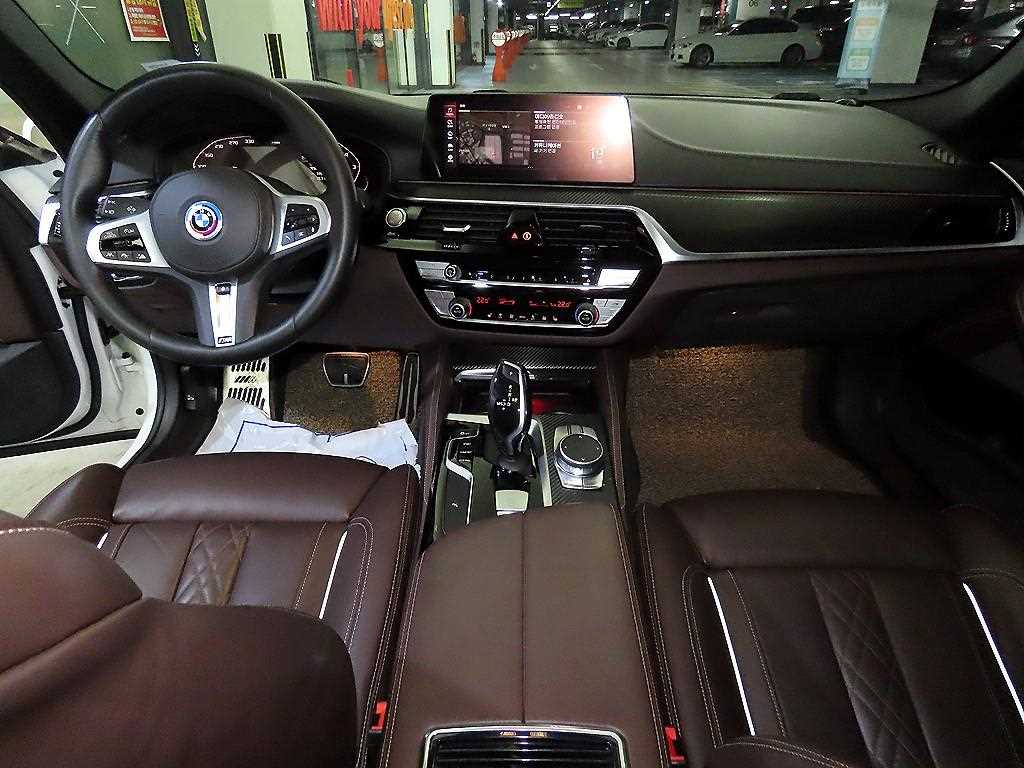 BMW 5 Series - Vista 10