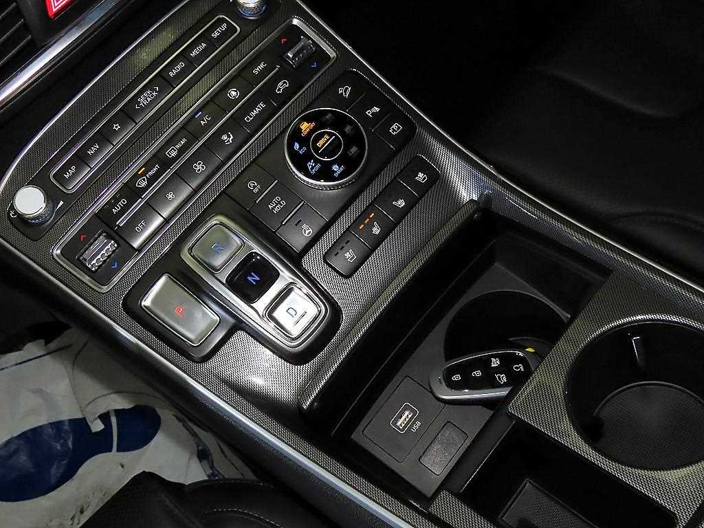 HYUNDAI Santa Fe - Vista 12