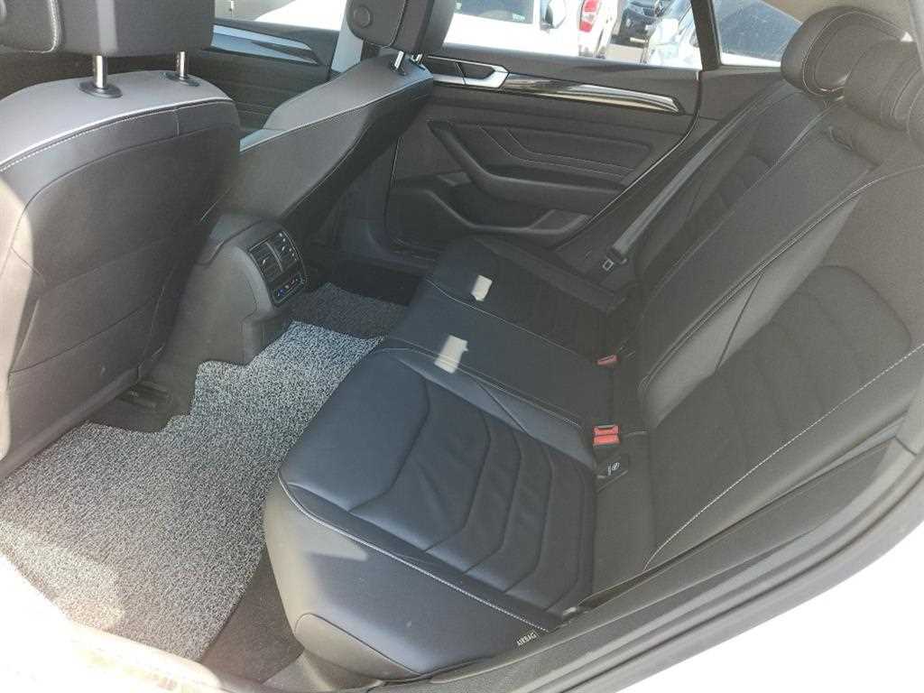 Volkswagen Arteon 2023 Blanco - Importación desde Corea - HF Imports Iquique - Foto 18