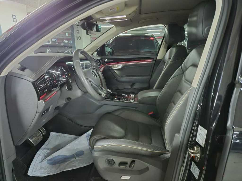 Volkswagen Touareg - Vista 10
