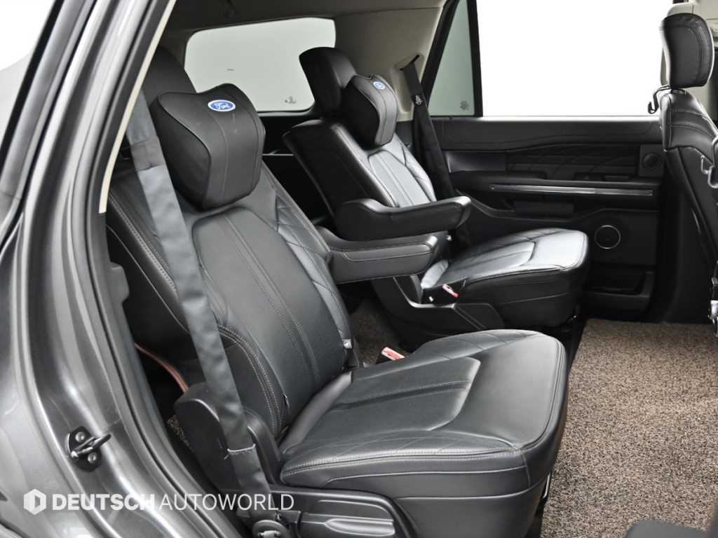 Ford Expedition - Vista 12