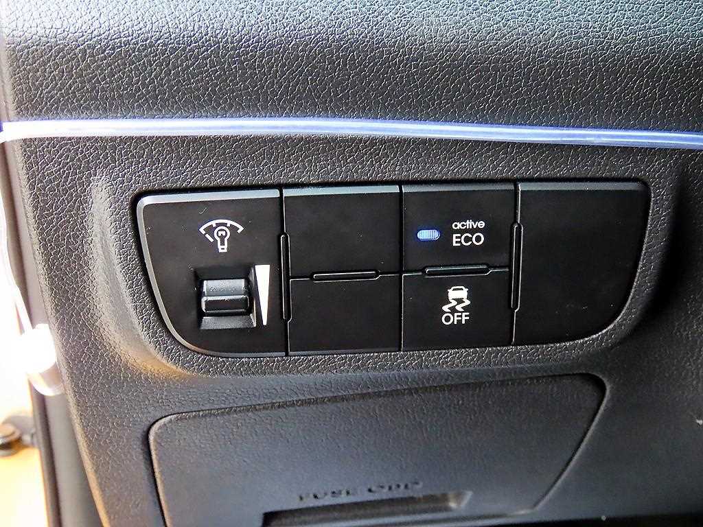 HYUNDAI Veloster - Vista 12