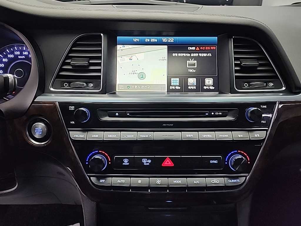 HYUNDAI Aslan - Vista 10