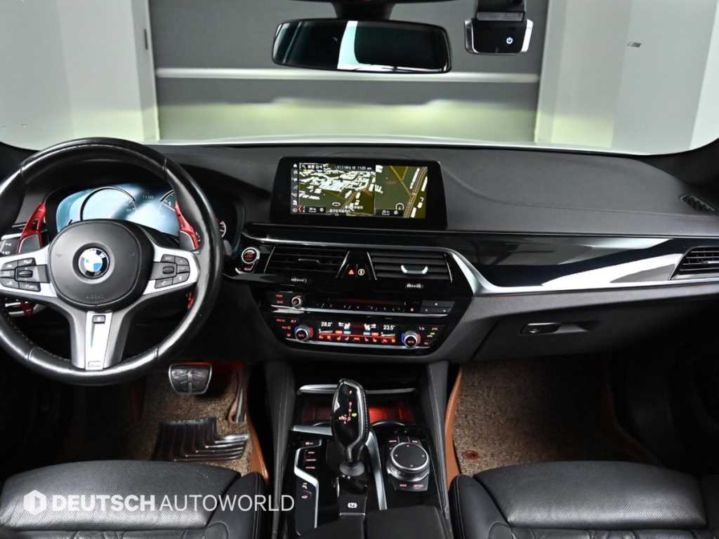 BMW 5 Series - Vista 7