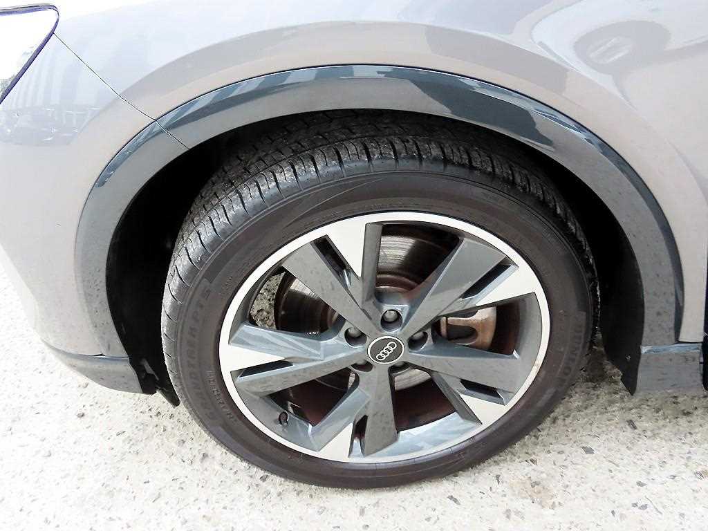 Audi Q4 2023 Gris - Importación desde Corea - HF Imports Iquique - Foto 20