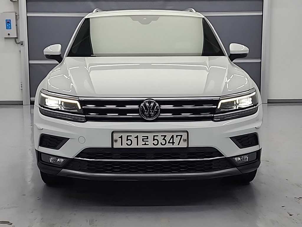 Volkswagen Tiguan - Vista 2