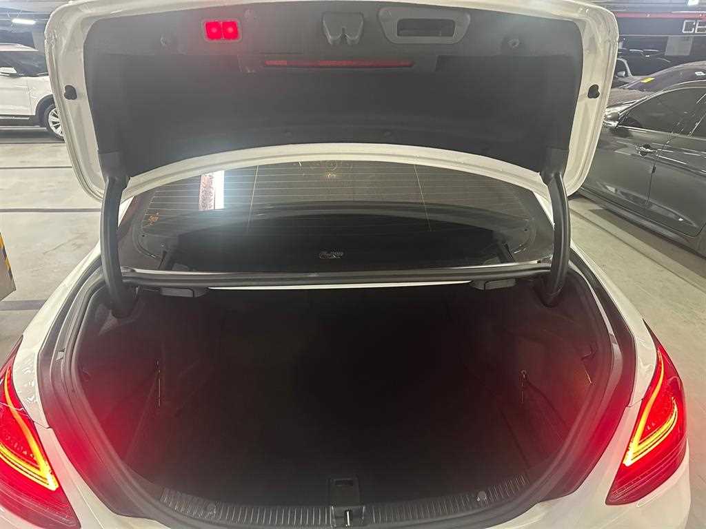 Mercedes Benz C Class 2021 - Importación desde Corea - HF Imports Iquique - Foto 16