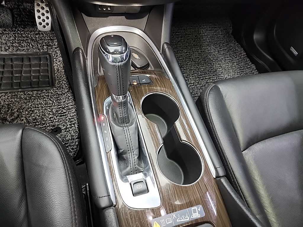 Chevrolet Malibu - Vista 6