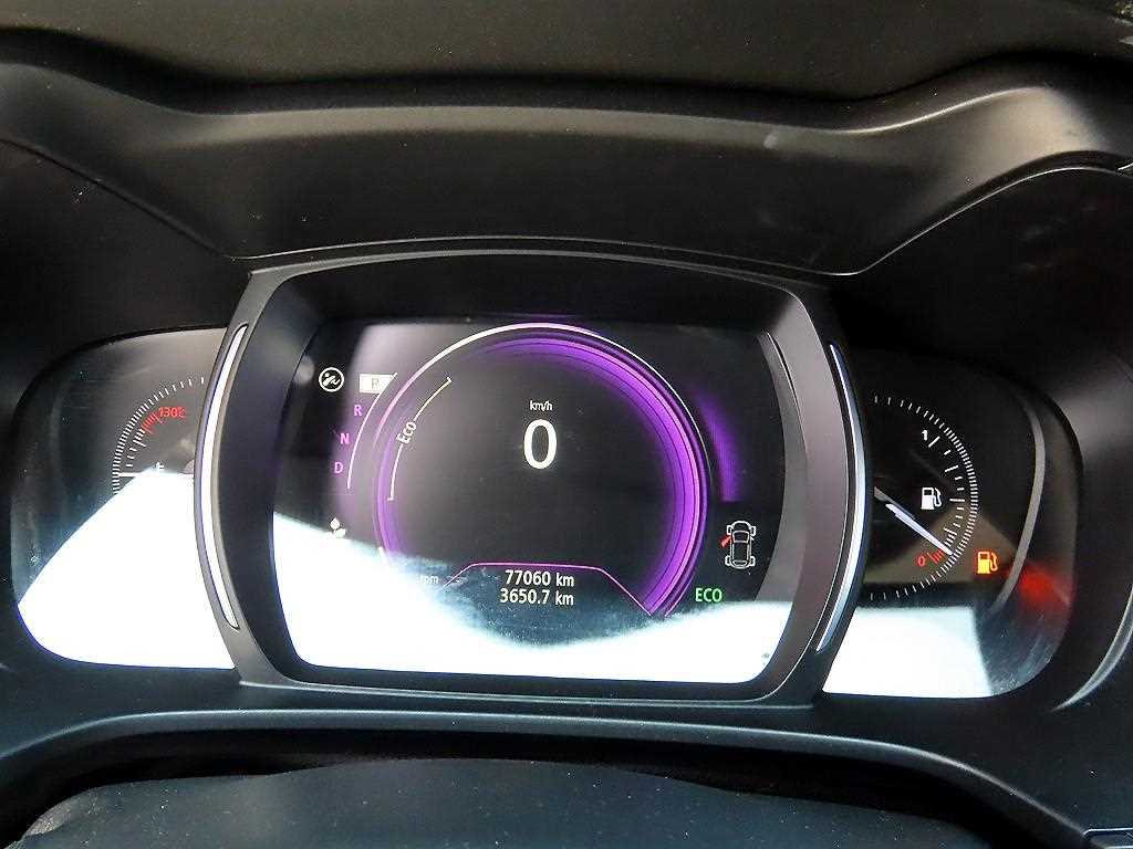 SAMSUNG QM6 - Vista 9