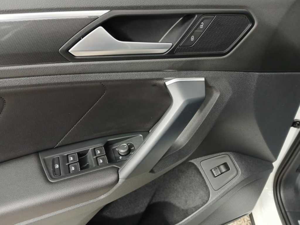 Volkswagen Tiguan - Vista 10