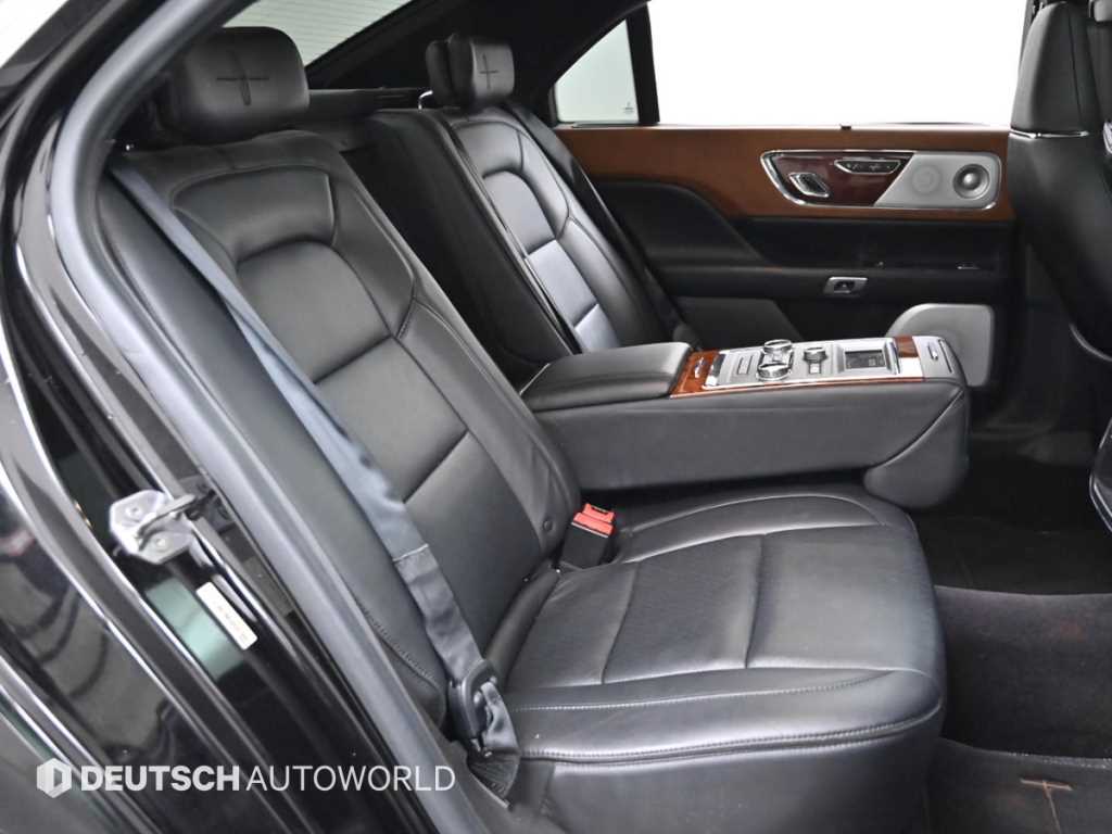 Lincoln Continental - Vista 12