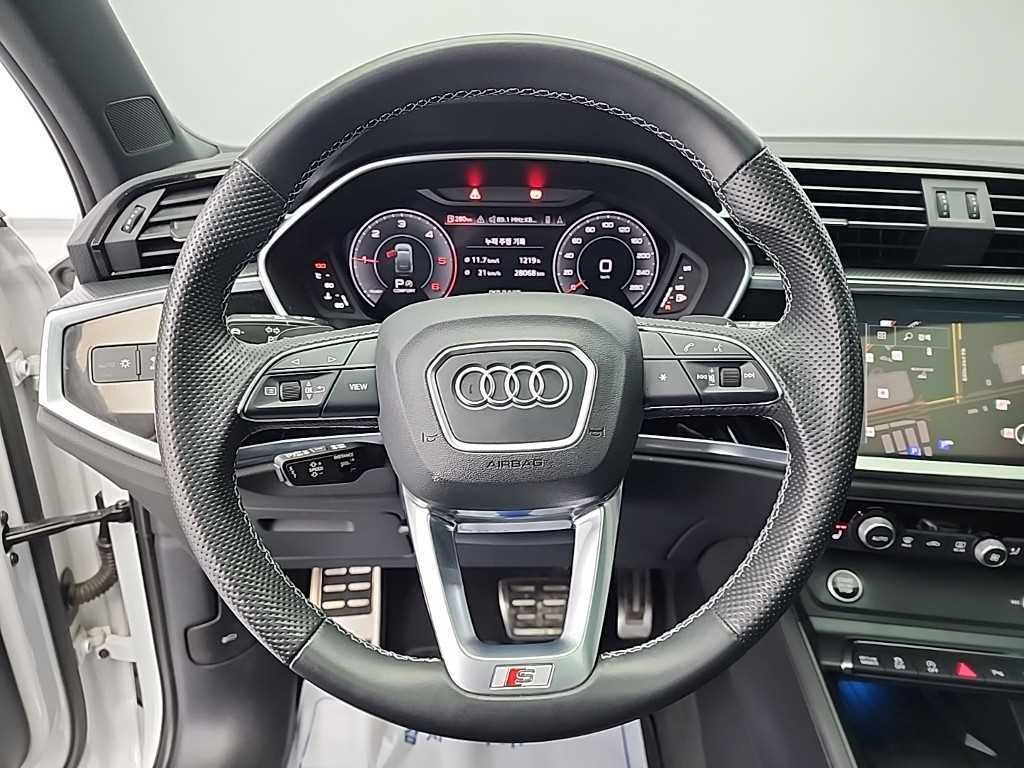 Audi Q3 - Vista 9