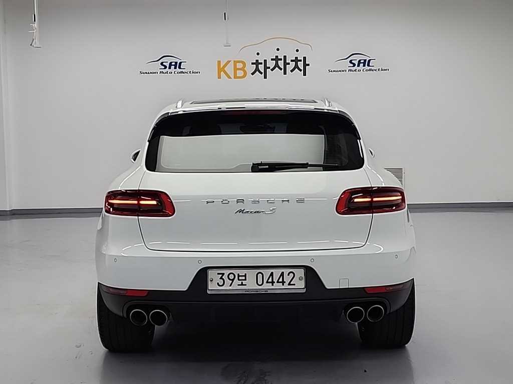 Porsche Macan - Vista 3