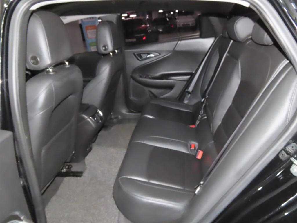 Chevrolet Malibu - Vista 10