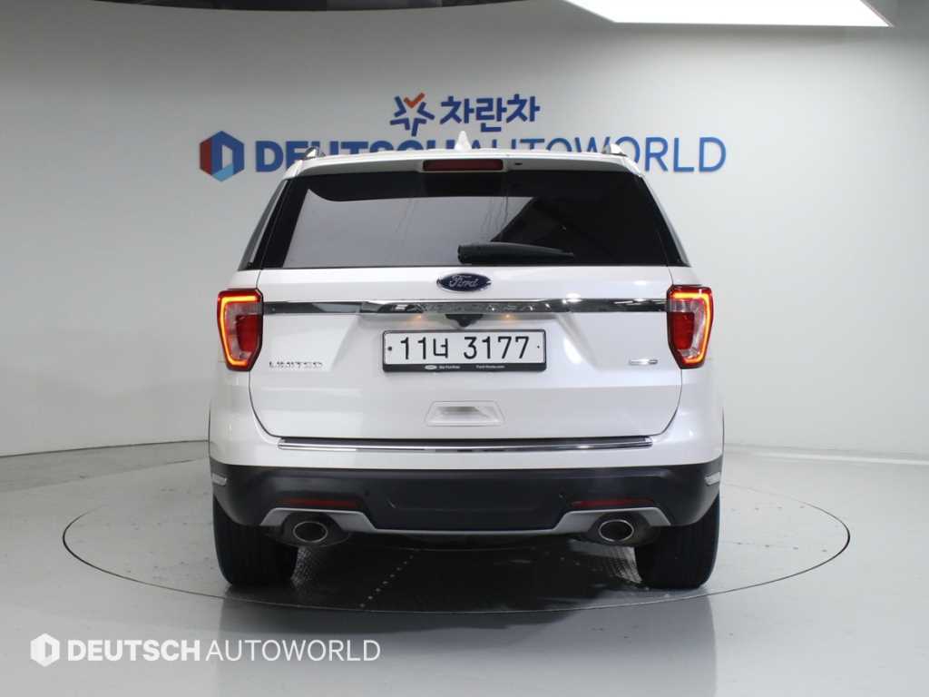 Ford Explorer - Vista 4