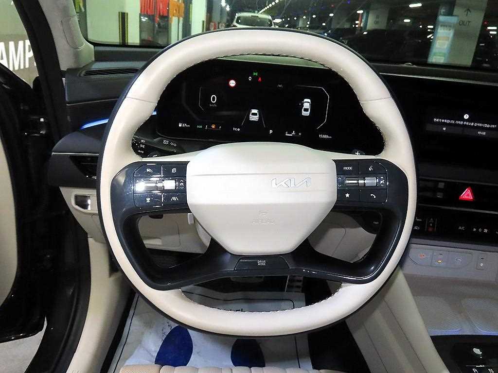 KIA K8 - Vista 8