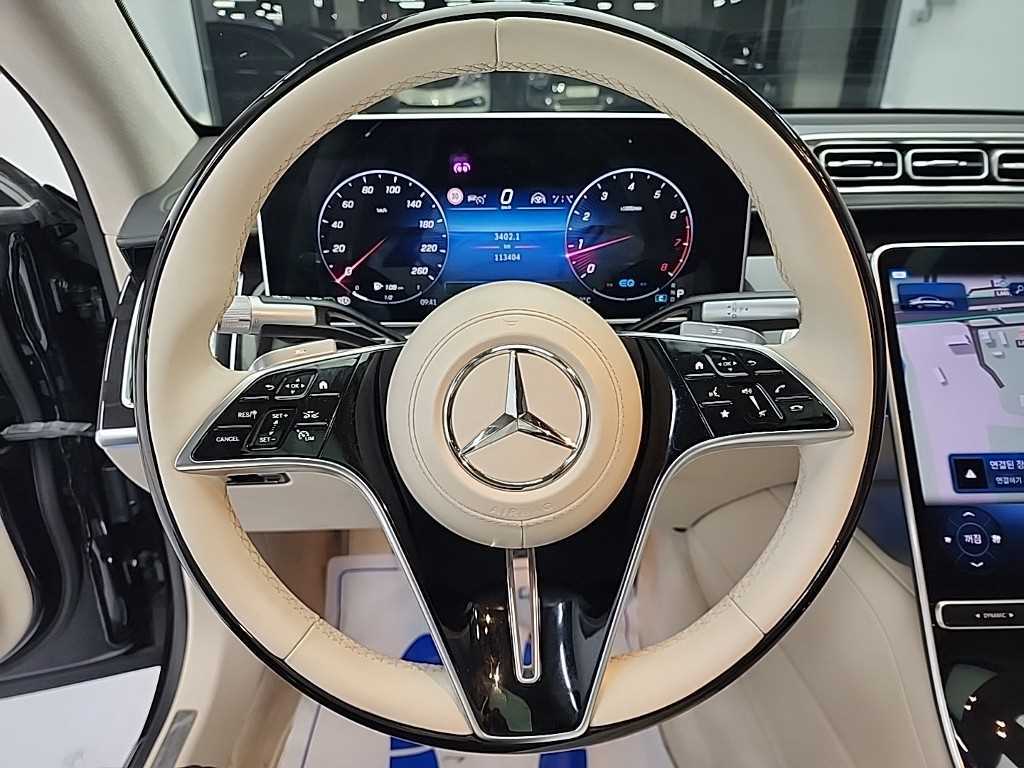 Mercedes Benz S Class - Vista 9