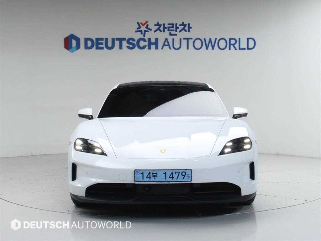 Porsche Taycan - Vista 3