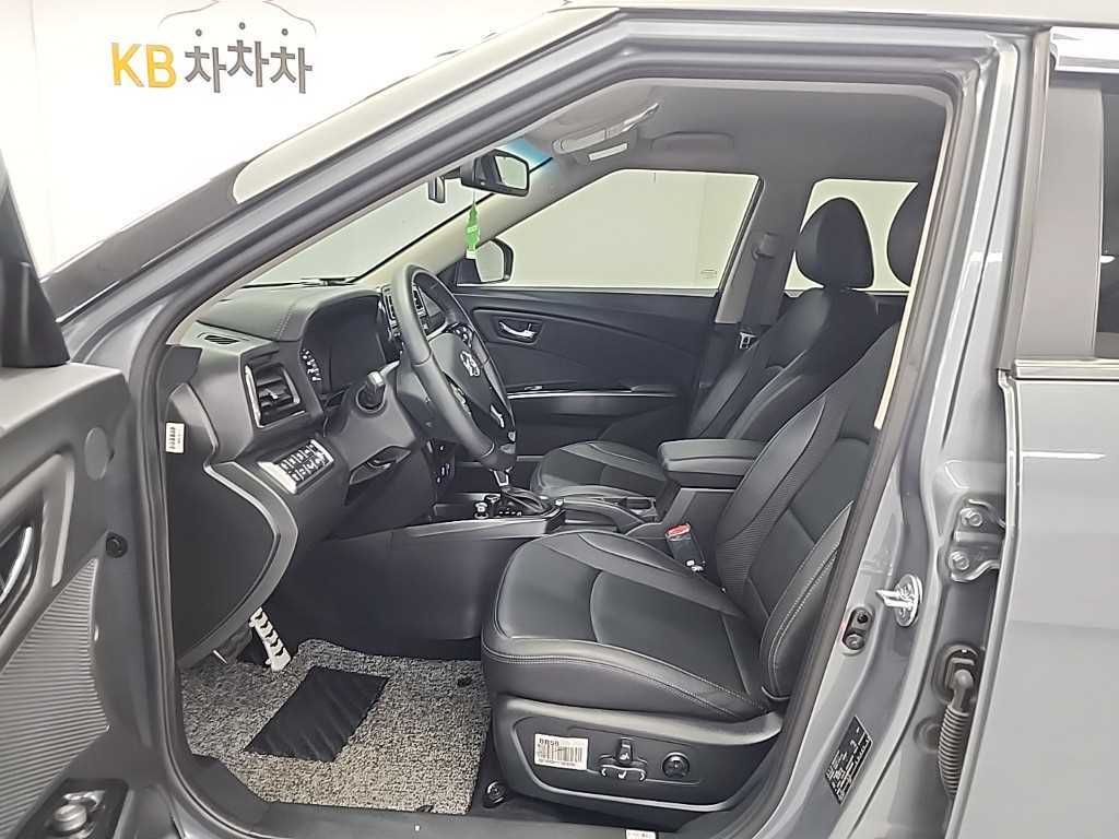 Ssangyong Tivoli - Vista 11