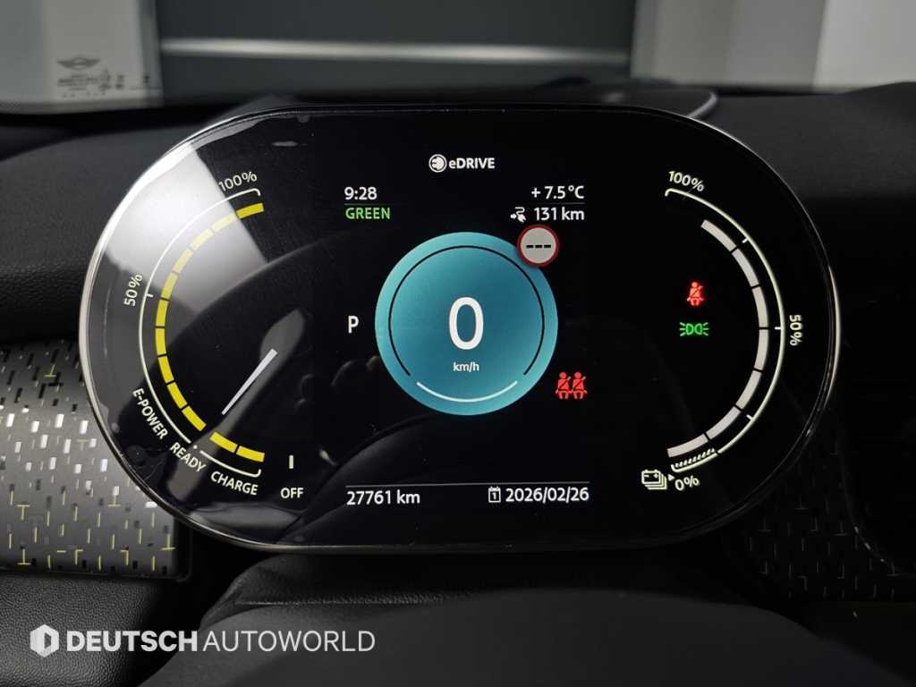 Mini Cooper Electric - Vista 8