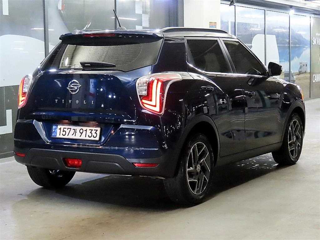 Ssangyong Tivoli - Vista 4