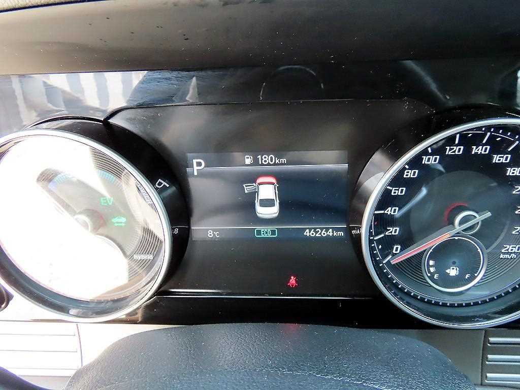 HYUNDAI Grandeur - Vista 9